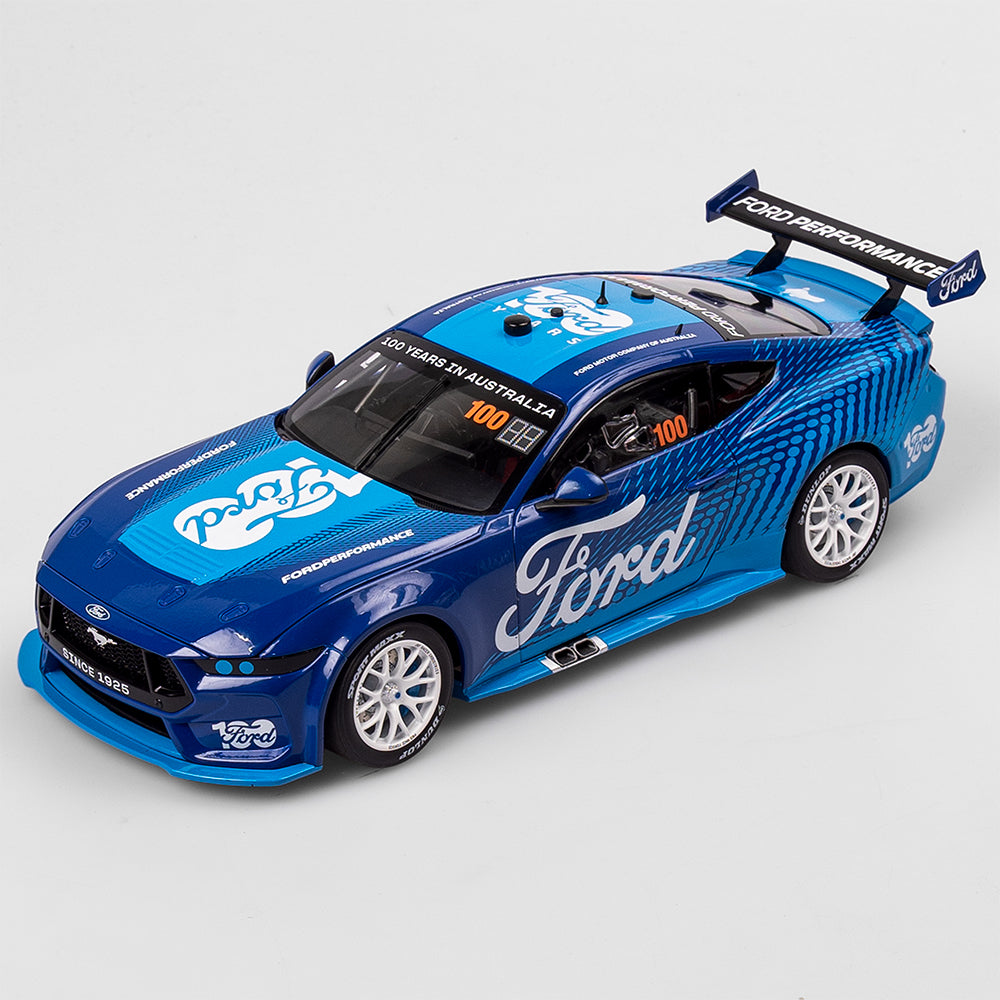 Ford100周年Collector Edition Mustang2002年 1:18 #100 Mustang GT - Ford 100 Years In Australia Special Edition