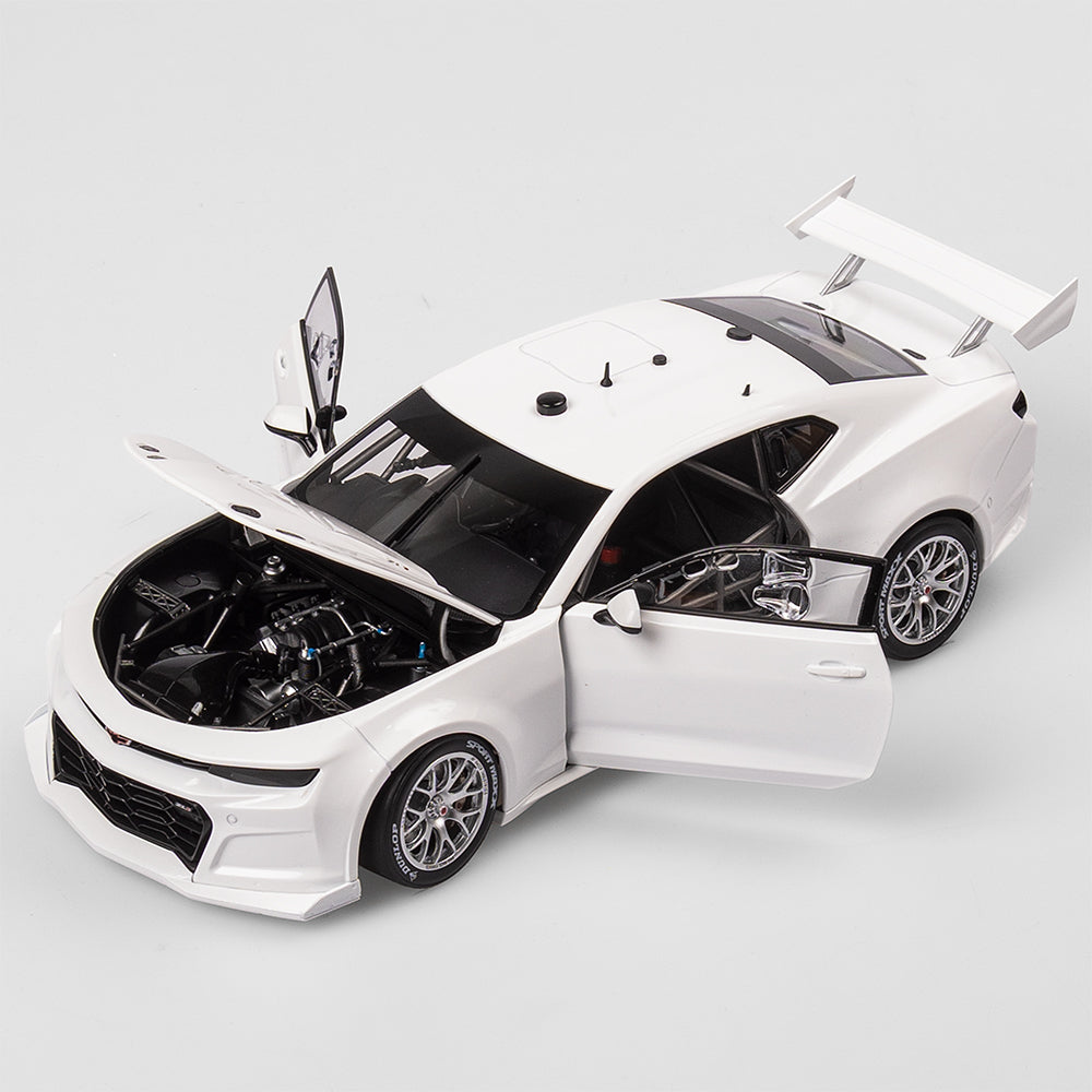 1:18 Plain Body Chevrolet Camaro ZL1 Gen3 Supercar - Gloss White