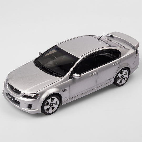 1:18 Holden VE Commodore SS V - Nickel Metallic