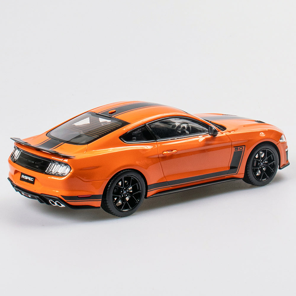 ACR18M20A FORD MUSTANG FASTBACK TWISTER ORANGE 1:18TH