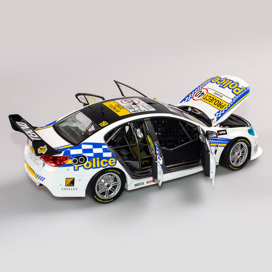 1:18 Tekno Autosports #19 Holden VF Commodore Supercar - 2013 Clipsal 500