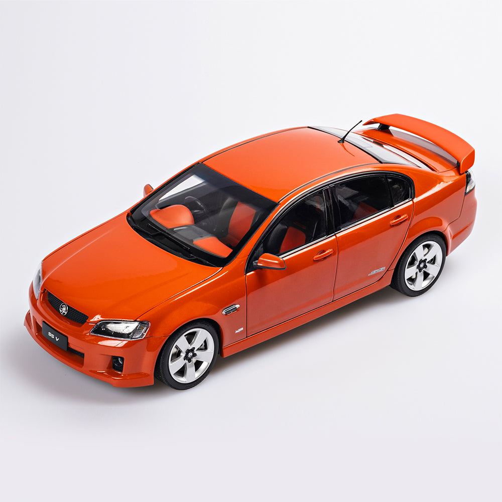 1:18 Holden VE Commodore SS V - Ignition Metallic